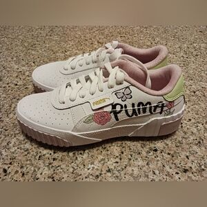 Big girls Puma shoes